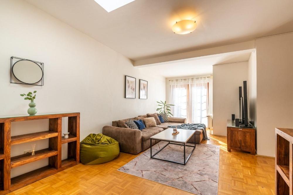 Templová 7 - Old Town Large Apartment with Terrace Praga Esterno foto
